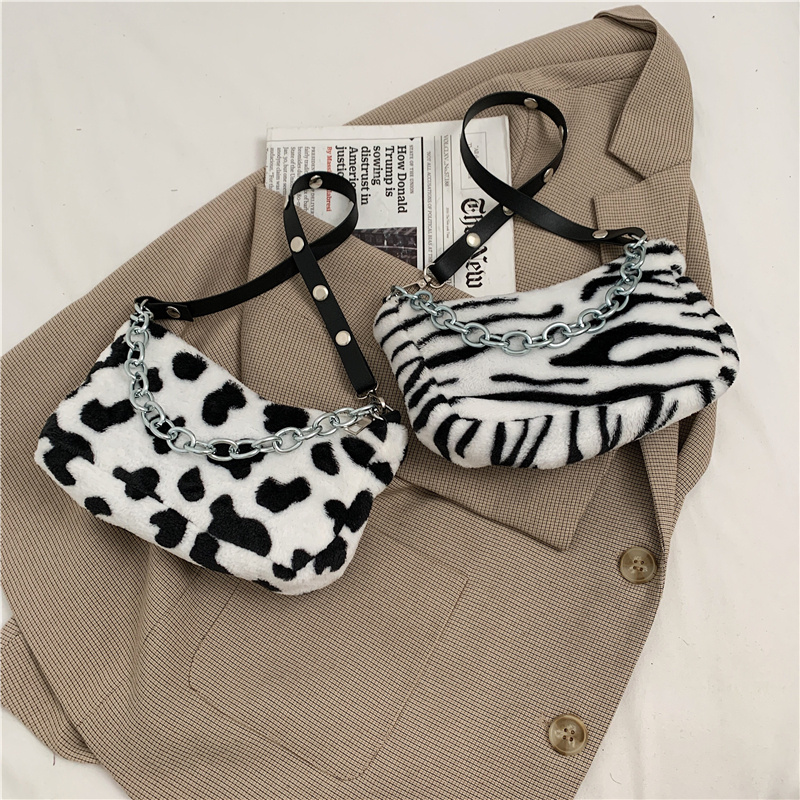 4c72be76-0000-4a65-accf-45ebda14bda3.jpg Leopard Pattern Plush Bag Personality Diagonal Women Bag Chain Bag Bag Shoulder - Image 1