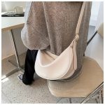 Retro Women's Bag New Style All-match Niche Autumn And Winter Shoulder Messenger Bag Design Shoulder Messenger Bag Office Worker Commuting All-match Dumpling Bag - Image 3
