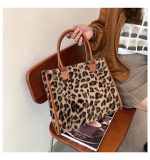 Korean Style Large-capacity Handbag Fashion Western Plush - Image 4