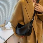 Retro Women's Bag New Style All-match Niche Autumn And Winter Shoulder Messenger Bag Design Shoulder Messenger Bag Office Worker Commuting All-match Dumpling Bag - Image 7